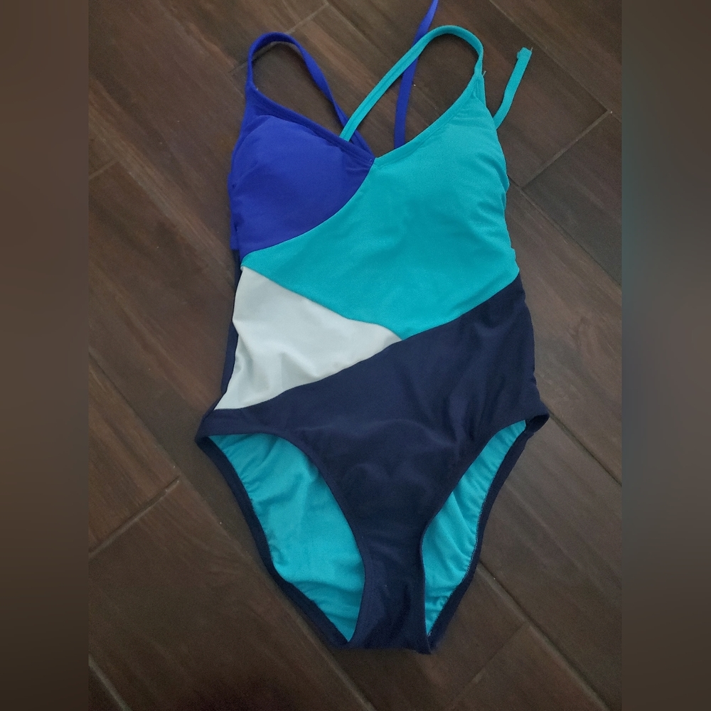 ECO BEACH one piece bathing suit size small beautiful blues 💙